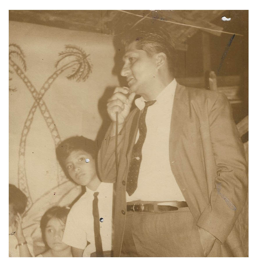 Lcdo. Vicente Layana